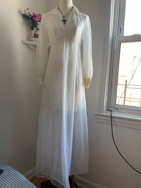 Sheer White Maxi Nightgown – Elegant Long-Sleeve Sleepwear